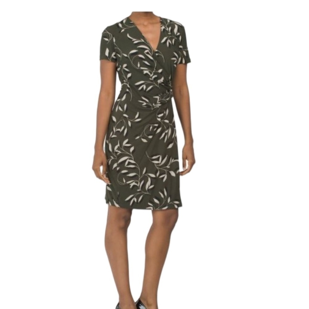 Anne Klein Classic Wrap Cap Sleeve Buckle Dress Size 6